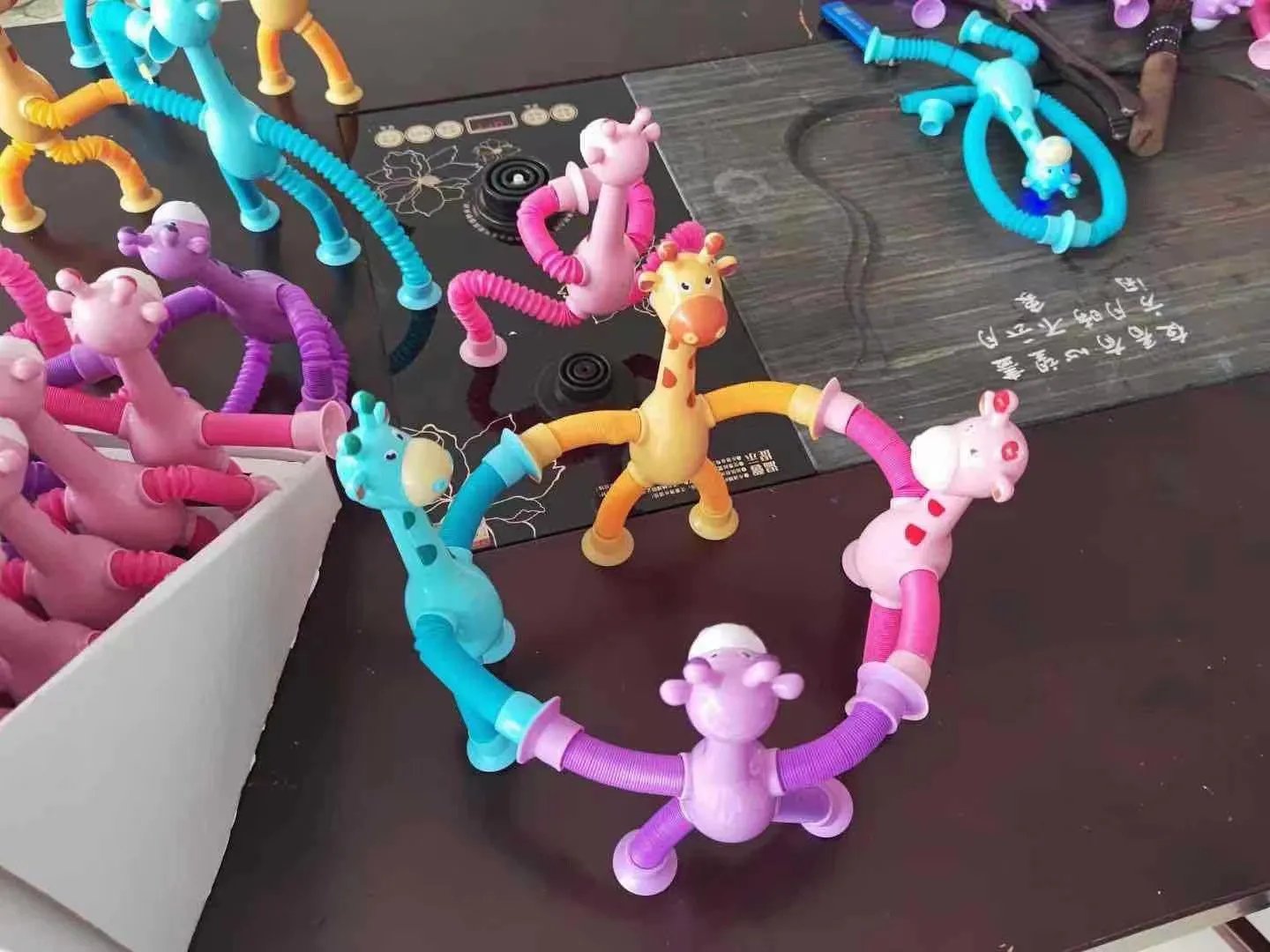 ✨Suction Cup Pop Tube Giraffe Toys