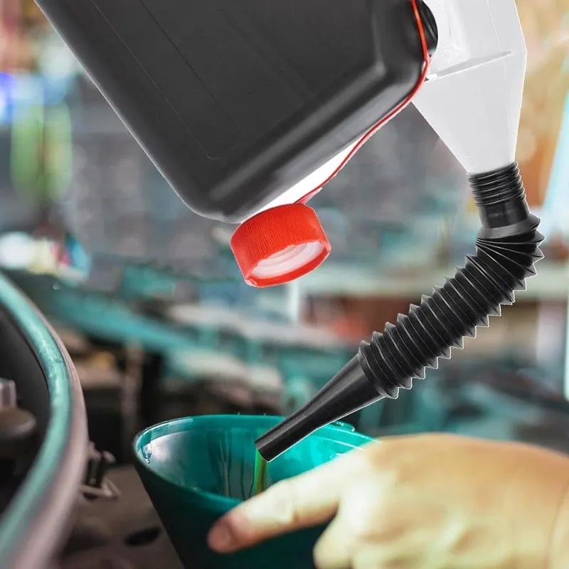 🔥Father's Day Sale 49% OFF - Retractable Auto Fuel Funnel