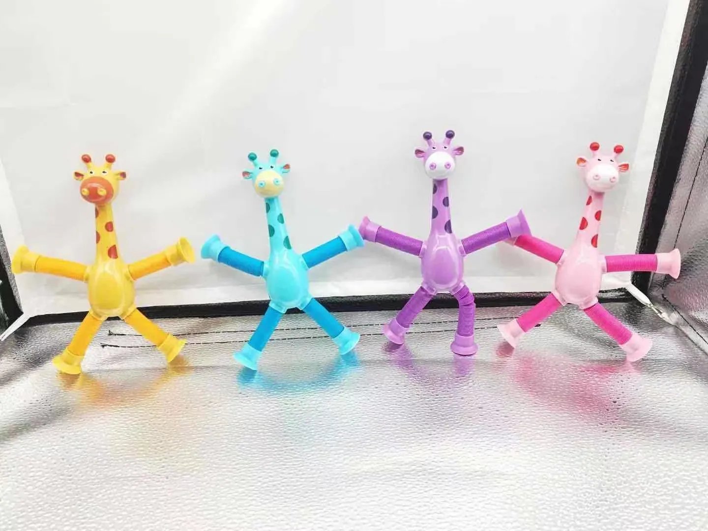 ✨Suction Cup Pop Tube Giraffe Toys